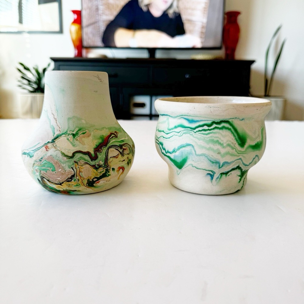 Nemadji Handmade Native Clay Pottery Vases Green Swirl Set Of Two Colorful NatAm